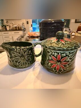 Enesco Green and Red Poinsettia Ceramic Lidded Sugar Bowl with Matching Creamer